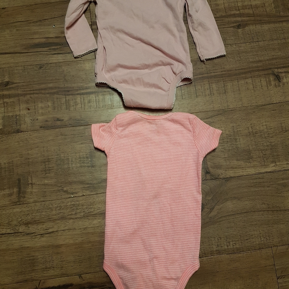 6-9M Baby Clothes - Picture 2 of 2
